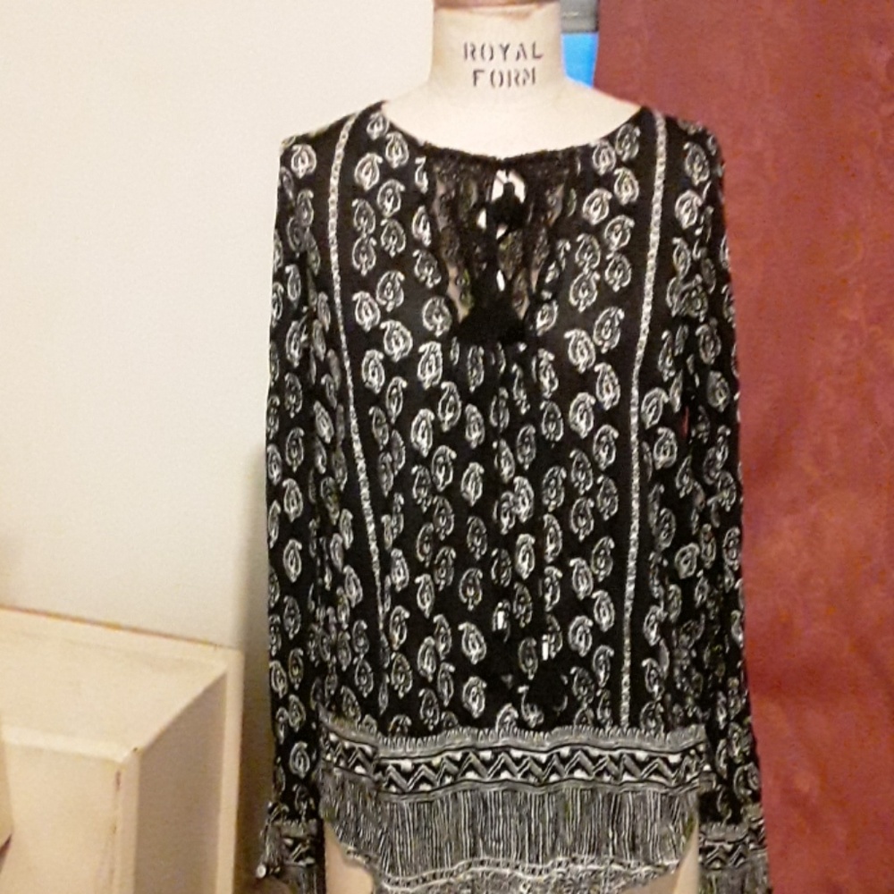 Lucky brand new blouse with slits down sleeves.